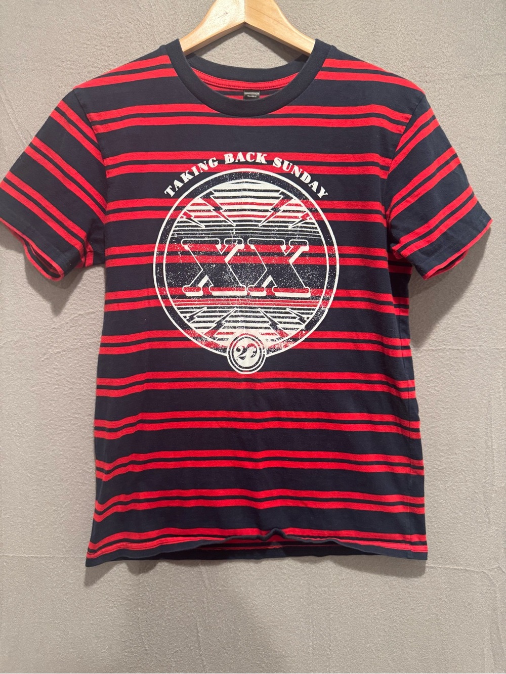 Striped Graphic Tee - Red & Black